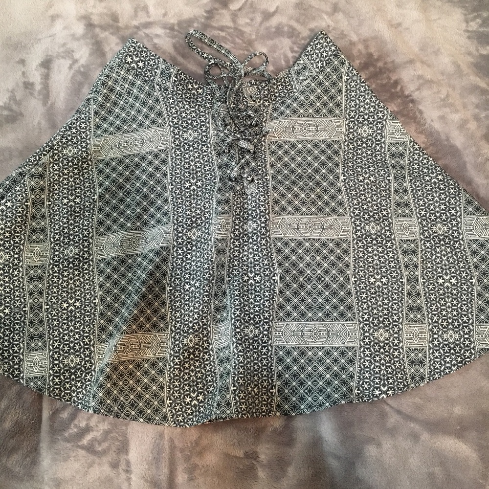 Pattern skirt
